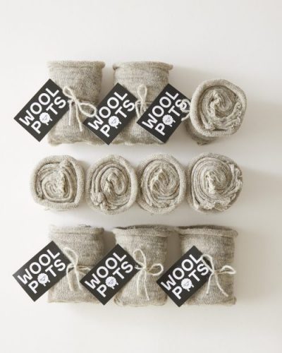 Pack of 100 wool pots