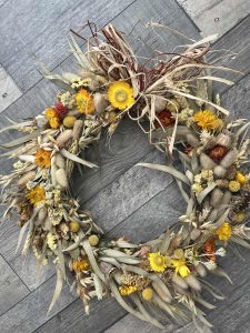 Dried flower wreath - yellow
