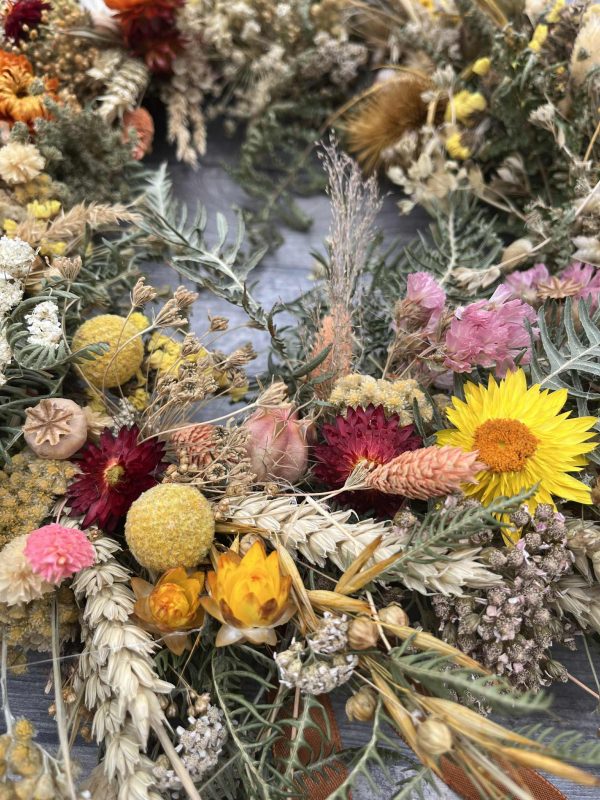 Dried flower wreath - Autumn colours - Image 3