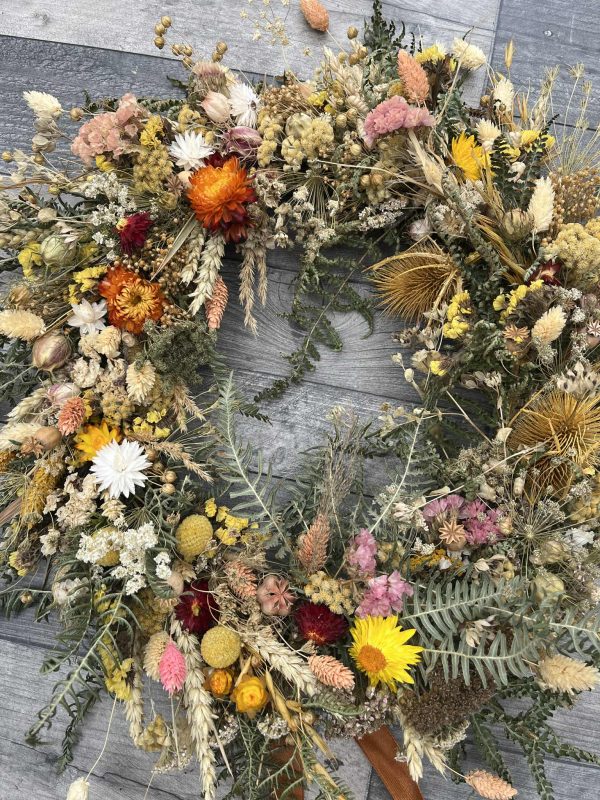 Dried flower wreath - Autumn colours - Image 2